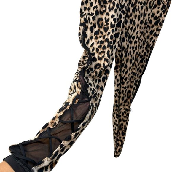 Victoria's Secret Incredible Essential Legging Leopard Print Lace Up Detail Sz L - Picture 3 of 8